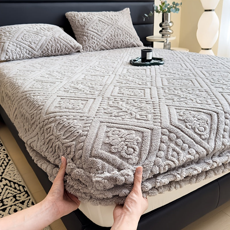 European Embossed Super Soft Bed Sheet/Blanket- Four Season Universal Warm Mattress Protective Cover, Soft Machine Washed Bedding, Deep Pocket Design, Suitable For Multiple Specifications Twin, Queen, King, Full.(NO Pillowcase) Mother'S Day Gift