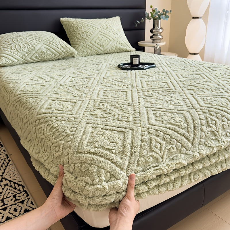 European Embossed Super Soft Bed Sheet/Blanket- Four Season Universal Warm Mattress Protective Cover, Soft Machine Washed Bedding, Deep Pocket Design, Suitable For Multiple Specifications Twin, Queen, King, Full.(NO Pillowcase) Mother'S Day Gift